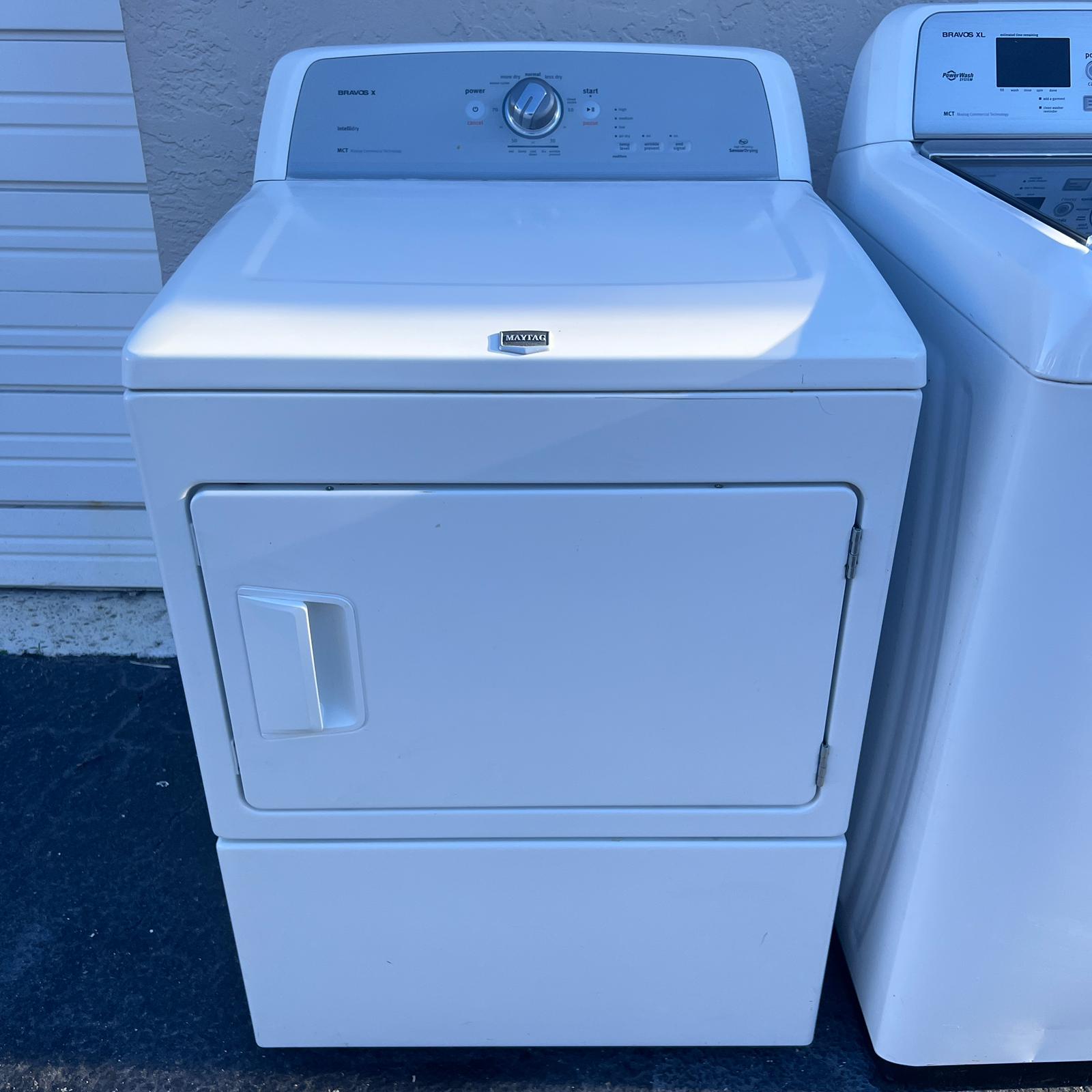 Maytag Bravos XL Washer and Dryer Set Maytag Bravos XL Washer and Dryer Set